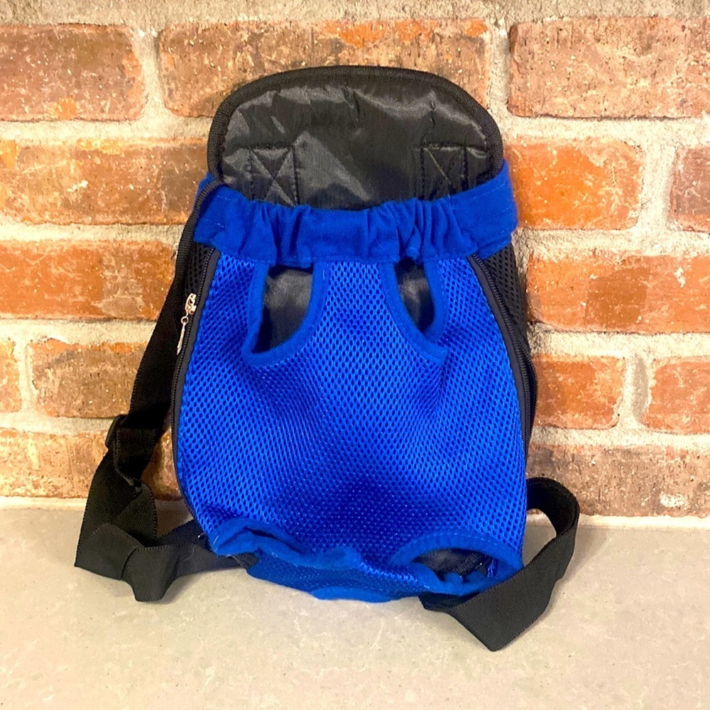 Medium royal blue and black animal pack 100 polyester